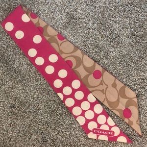 COACH REVERSIBLE SCARF